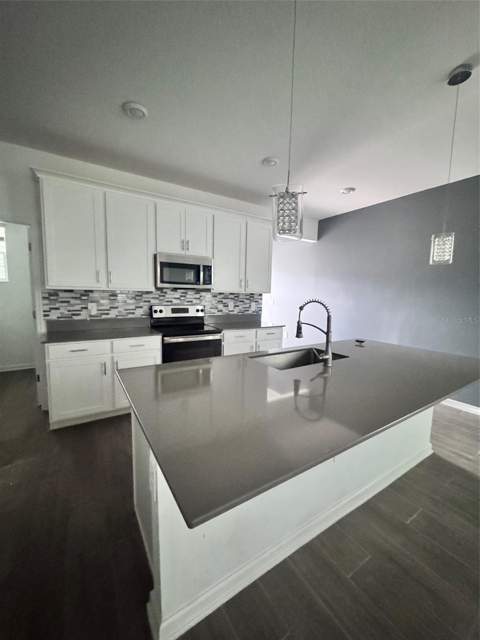 1563 Cross Prairie Parkway, Kissimmee FL - photo 17 of 54