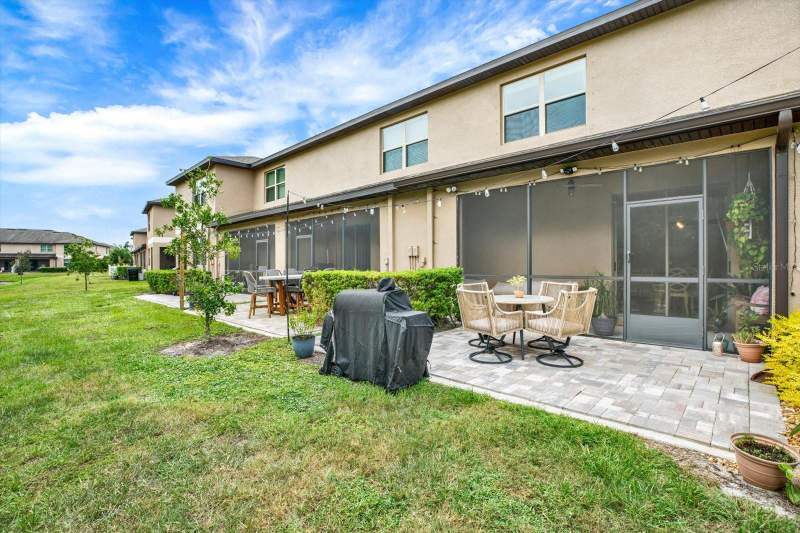 3 bedroom Townhouse at 8538 Reedville Street, Ventana Twnhms At Waters Edge, New Port Richey — photo 2