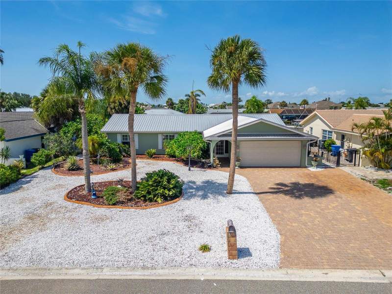 3 bedroom Single Family Residence at 908 Sago Palm Way, Apollo Beach Unit 08 A Resubdi, Apollo Beach — photo 2