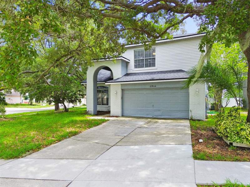 4 bedroom Single Family Residence at 12914 Longcrest Drive, Summerfield Village 1 Tr 28, Riverview — photo 3