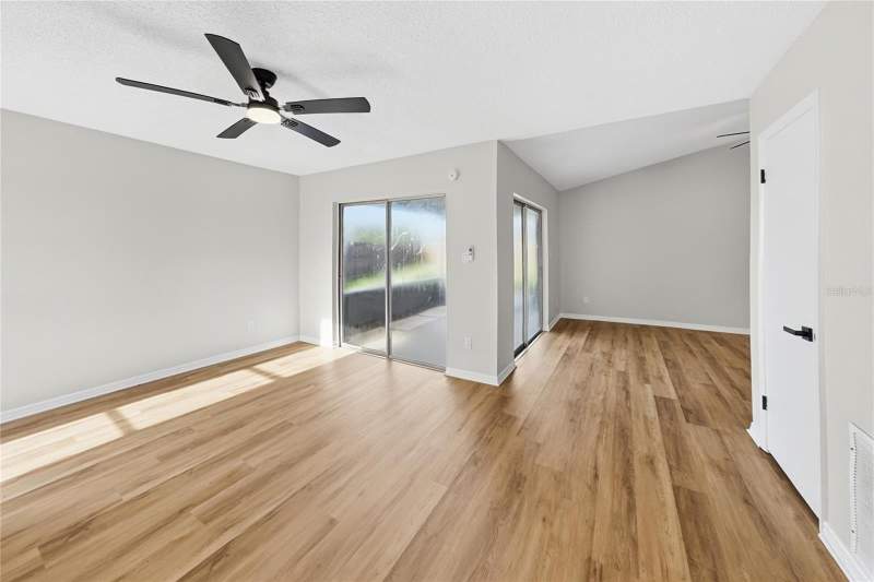 3 bedroom Single Family Residence at 1361 San Diego Court, Sunrise Village Unit 1, Winter Springs — photo 2