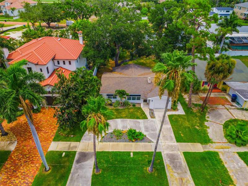 2 bedroom Single Family Residence at 910 Snell Isle Boulevard, Snell Isle Brightwaters Sec 2, St Petersburg — photo 4