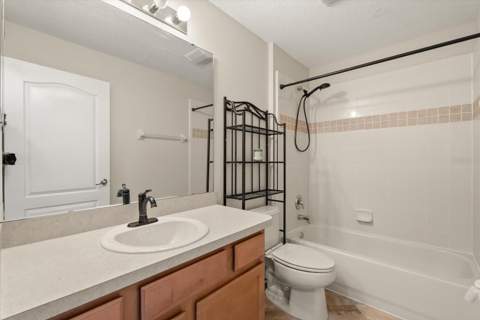 12807 Colonnade Circle, Clermont FL - photo 16 of 38