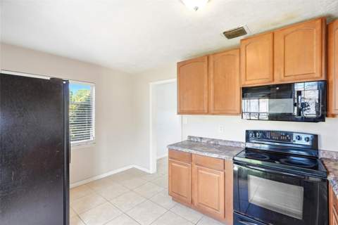 701 59th Street, Gulfport FL - photo 10 of 24