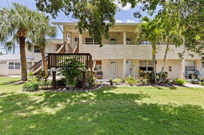 1 bedroom Condominium at 109 16TH AVENUE #3, ROYAL PALM CONDO, INDIAN ROCKS BEACH — photo 1