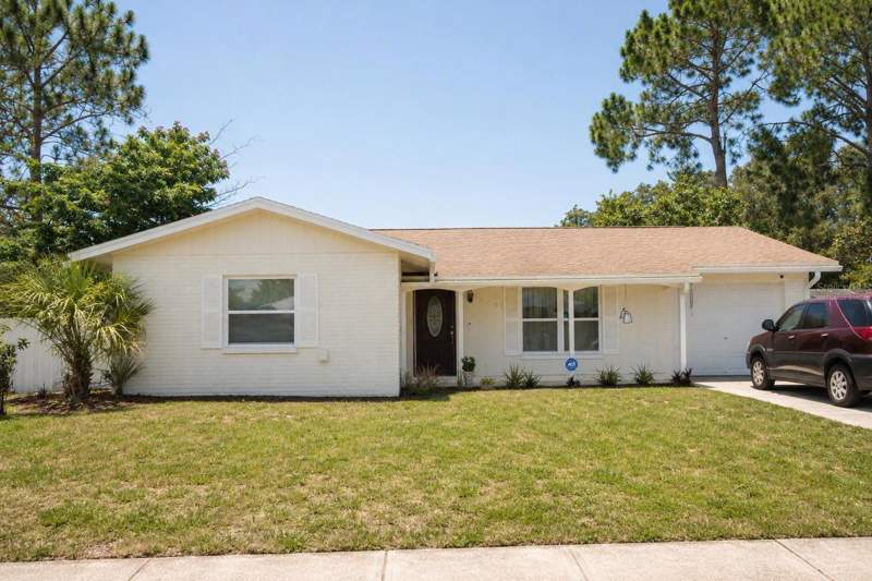 3 bedroom Single Family Residence at 8002 Woodvine Place, Woodbridge At Rocky Creek, Tampa — photo 2
