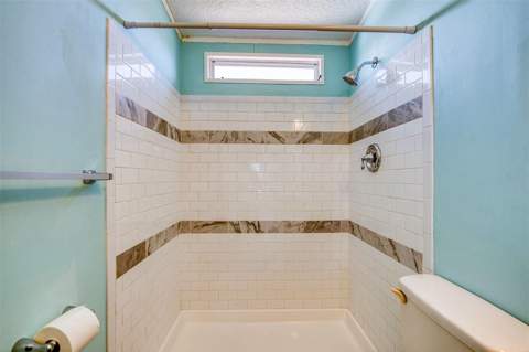 403 Blue Marlin Drive, Oldsmar FL - photo 19 of 38