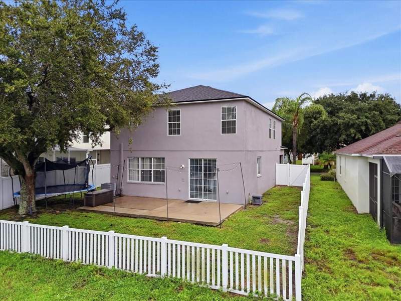 3 bedroom Single Family Residence at 10908 Subtle Trail Drive, South Fork Unit 3, Riverview — photo 2