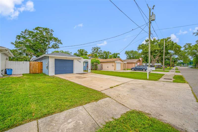 3 bedroom Single Family Residence at 7128 64th Way, Pinellas Park 1st Add, Pinellas Park — photo 2