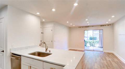 9481 Highland Oak Drive #1001, Tampa FL - photo 14 of 35