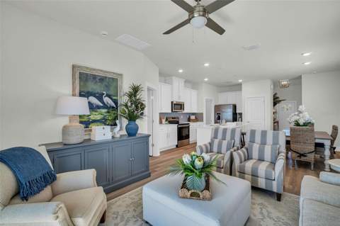 7978 Chandler Lake Court, Hudson FL - photo 16 of 49