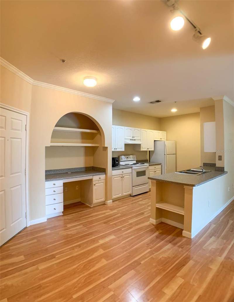 2 bedroom Condominium at 860 N ORANGE AVENUE #428, PARK NORTH/CHENEY PLACE, ORLANDO — photo 2