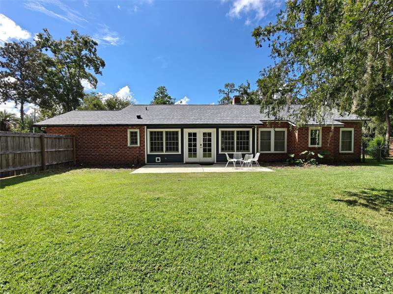 4 bedroom Single Family Residence at 1326 NW 10th Avenue, Florida Park, Gainesville — photo 5