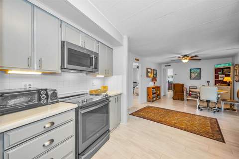 3230 Lanark Drive, Holiday FL - photo 12 of 45