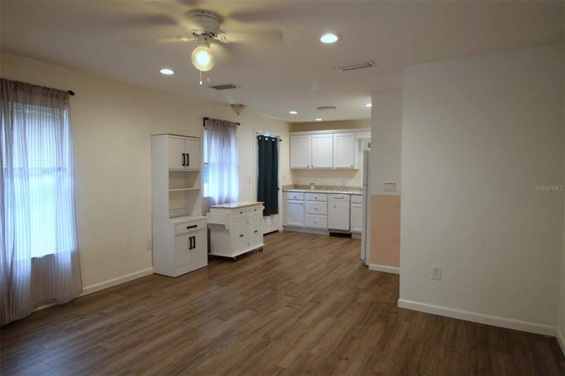 2 bedroom Single Family Residence at 17091 SW 138th Lane, Archer, Archer — photo 3