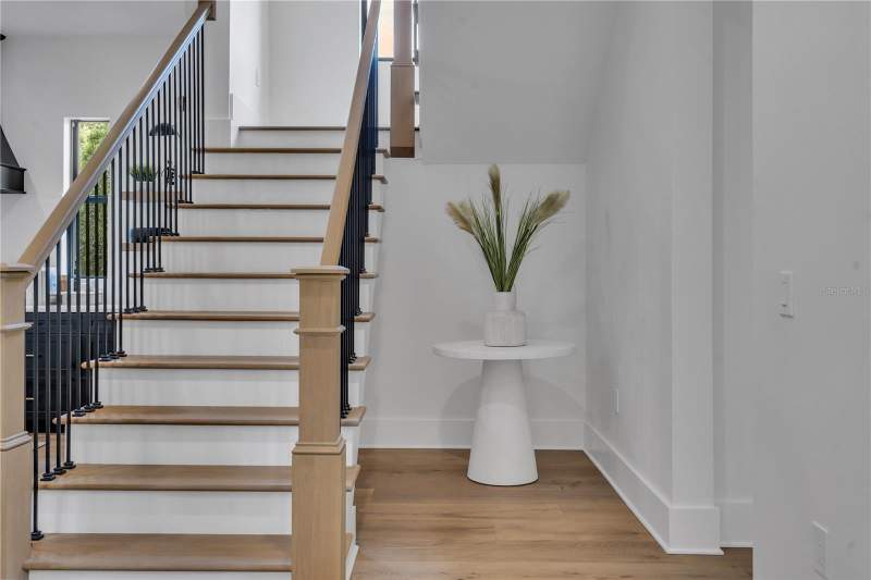 5 bedroom Single Family Residence at 2308 N Ridgewood Avenue, Ridgewood Park, Tampa — photo 4