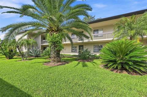 221 Nina Way #61, home for sale in Oldsmar 34677