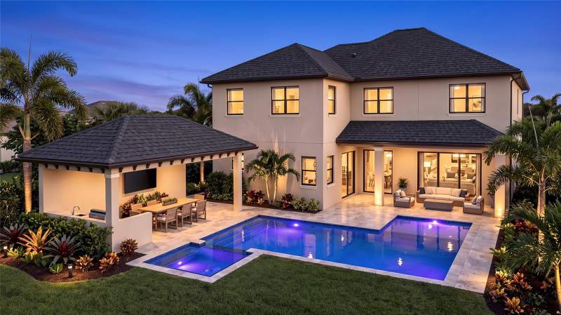 5 bedroom Single Family Residence at 2104 S Church Avenue, Southland Addition, Tampa — photo 2