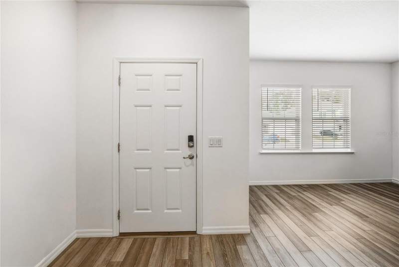 3 bedroom Single Family Residence at 670 NW 243rd Terrace, Oak Park Ph 1 Pb 36 Pg 78, Newberry — photo 5