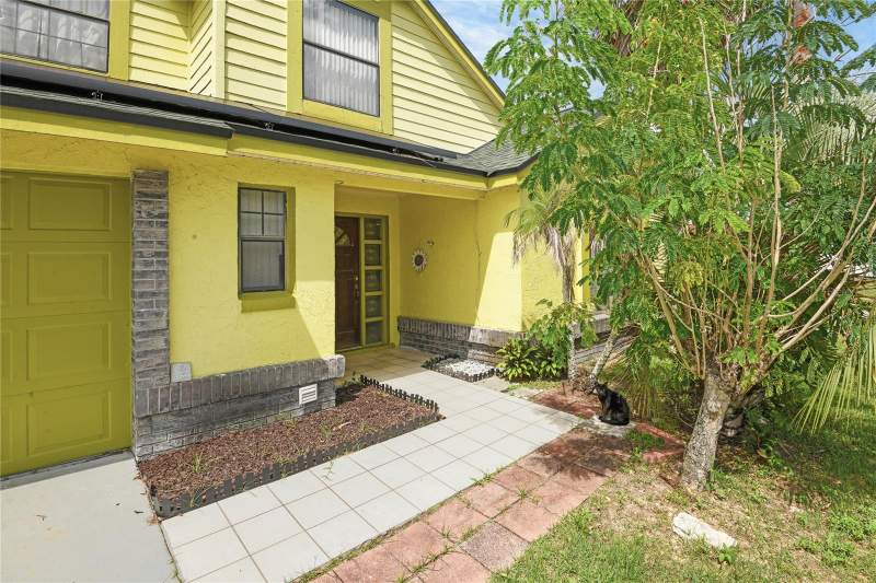 4 bedroom Single Family Residence at 1469 Mona Drive, Mill Run Unit 8, Kissimmee — photo 2