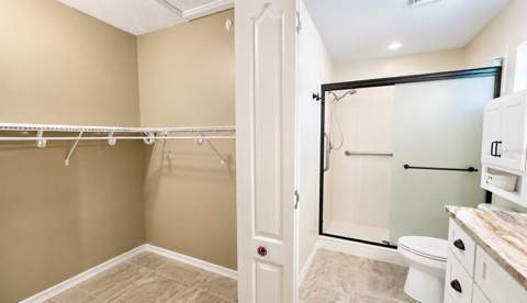 6441 Silver Oaks Drive, Zephyrhills FL - photo 19 of 34