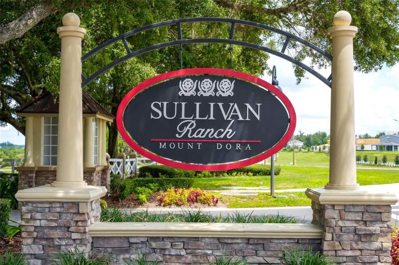 4 bedroom Single Family Residence at 20907 Sullivan Ranch Boulevard, Sullivan Ranch Sub, Mount Dora — photo 2