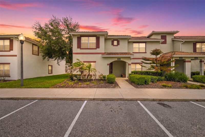 5 bedroom Townhouse at 1582 Moon Valley Drive, Stoneybrook South Ph I-1 & J-1, Davenport — photo 1