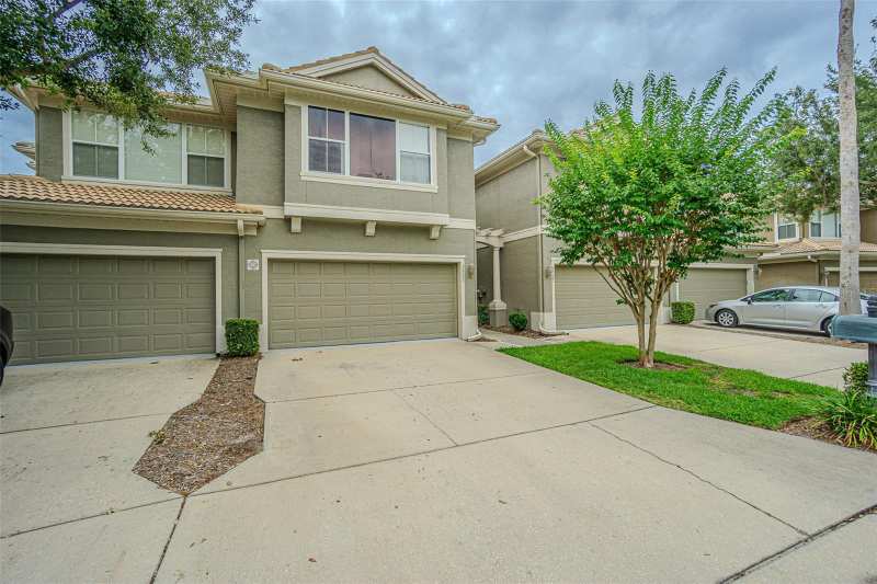 2 bedroom Townhouse at 3331 Covered Bridge Drive, Covered Bridge Twnhms, Dunedin — photo 1