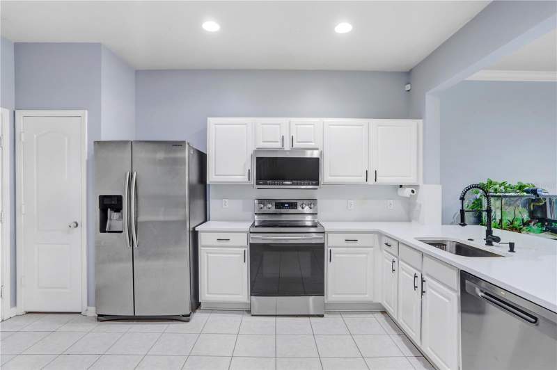 3 bedroom Townhouse at 4986 Pond Ridge Drive, Valhalla Ph 1-2, Riverview — photo 5