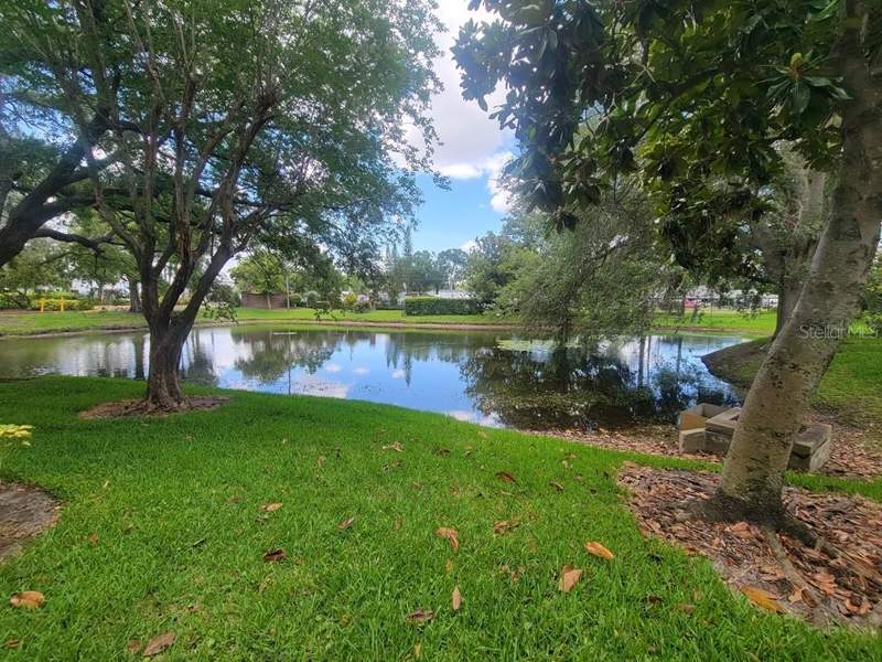 2 bedroom Condominium at 10024 Strafford Oak Court #813, The Landings Of Tampa A Condom, Tampa — photo 3