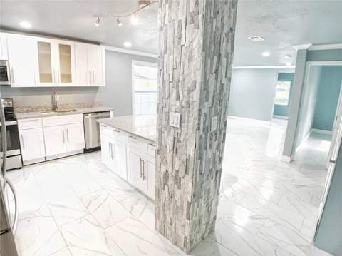 3427 16th Avenue, St Petersburg FL - photo 6 of 34