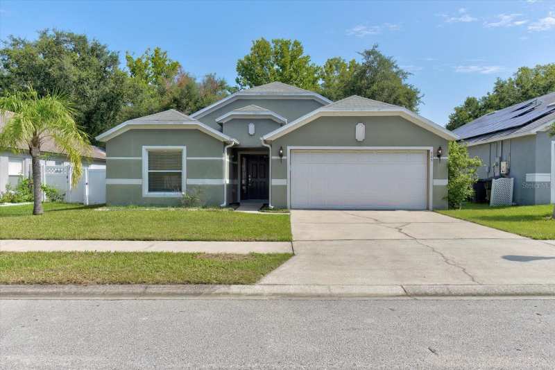 4 bedroom Single Family Residence at 605 Swan Range Road, Blue Spgs Villas, Orange City — photo 1