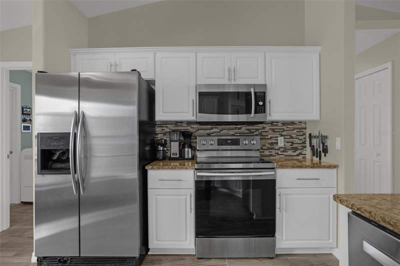 3 bedroom Single Family Residence at 1601 Ross Drive, Deltona Lakes Unit 31, Deltona — photo 4