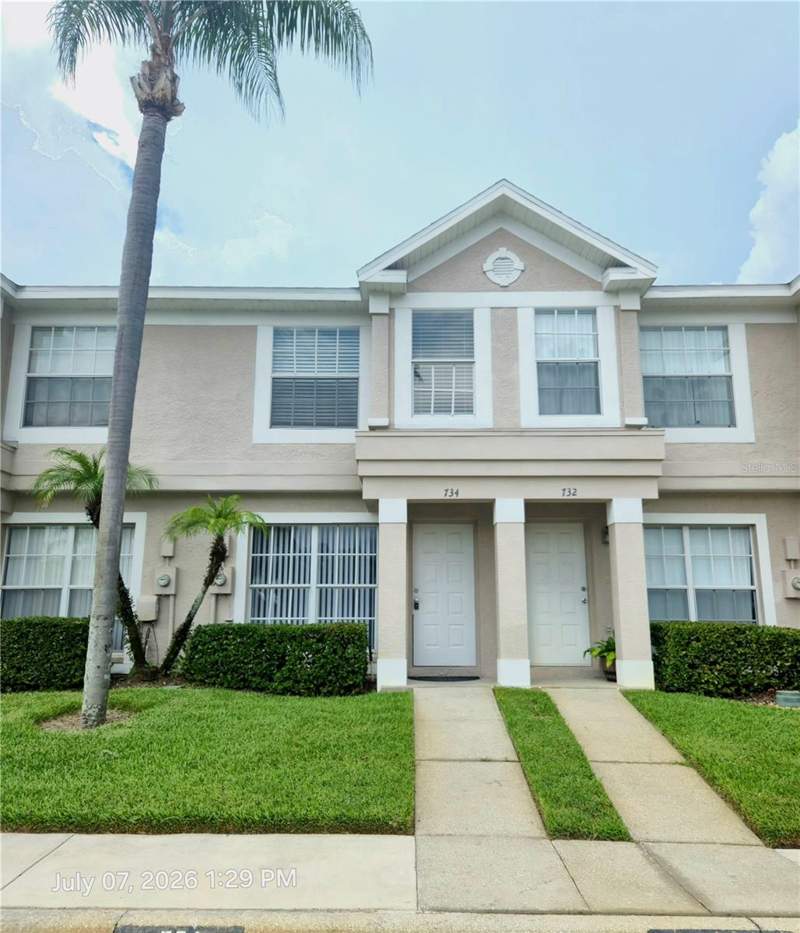 The Townhomes at KensingtonHomes for Sale in Brandon, FL