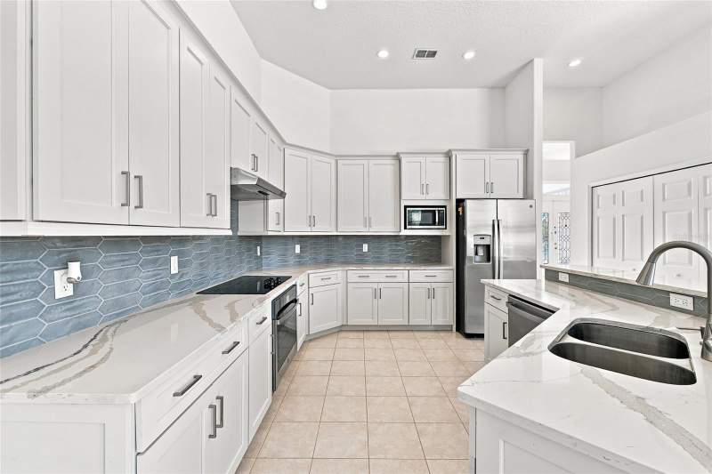 5 bedroom Single Family Residence at 10008 Canopy Tree Court, Emerald Forest Unit 2, Orlando — photo 3