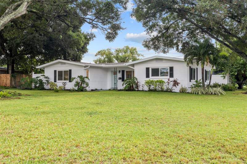 3 bedroom Single Family Residence at 5618 31st Avenue, Westgate Manor 1st Add, St Petersburg — photo 4