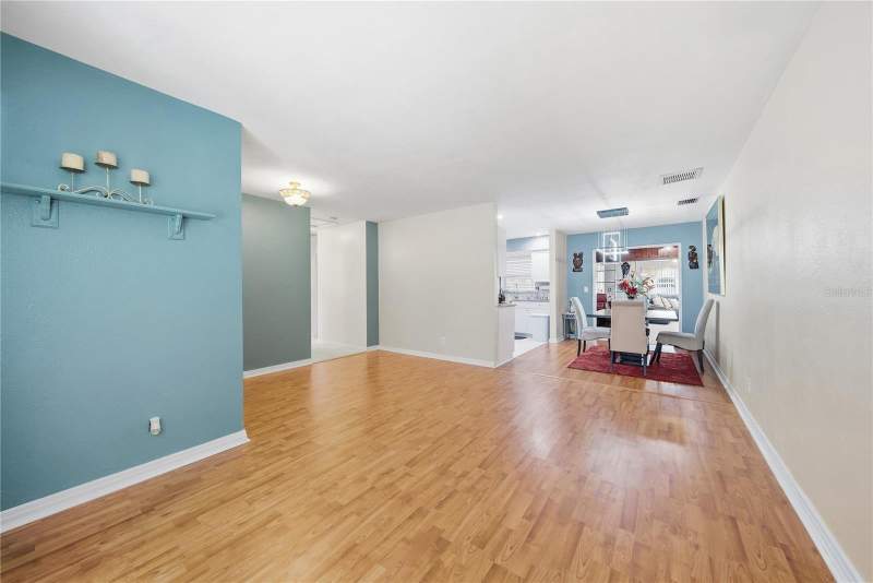3 bedroom Single Family Residence at 718 BAY VISTA BOULEVARD, BAY VISTA PARK REP, ST PETERSBURG — photo 4