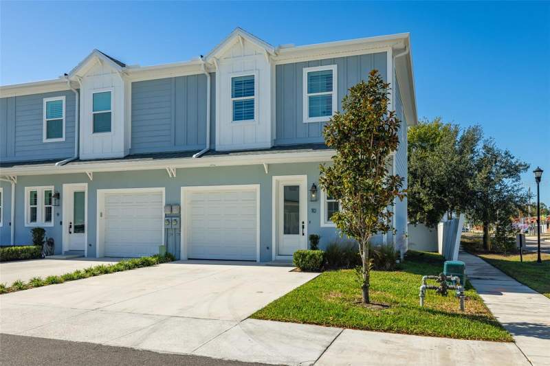 Ladue LandingsHomes for Sale in Tampa, FL