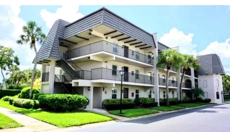Cordova Greens 2Nd Condo Assoc Inc BuildCondos for Sale in Seminole, FL