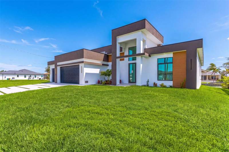 4 bedroom Single Family Residence at 1503 NW 38 Avenue, Cape Coral, Cape Coral — photo 3