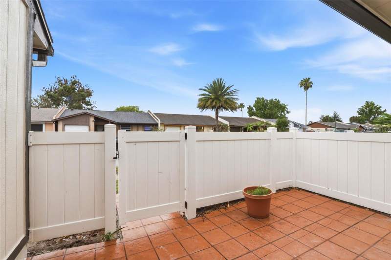 3 bedroom Townhouse at 1056 Soria Avenue, Villas Costa Del Sol, Orlando — photo 5