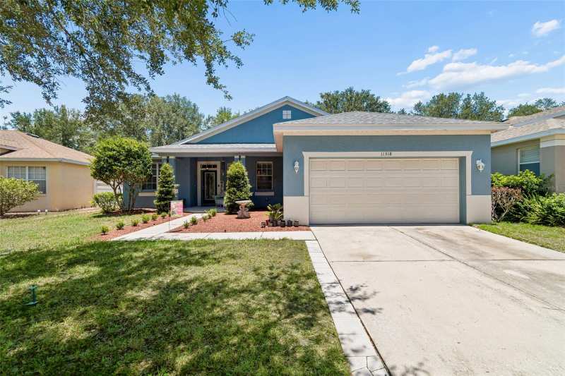 4 bedroom Single Family Residence at 11318 Bridge Pine Drive, Rivercrest Ph 2 Prcl O An, Riverview — photo 1