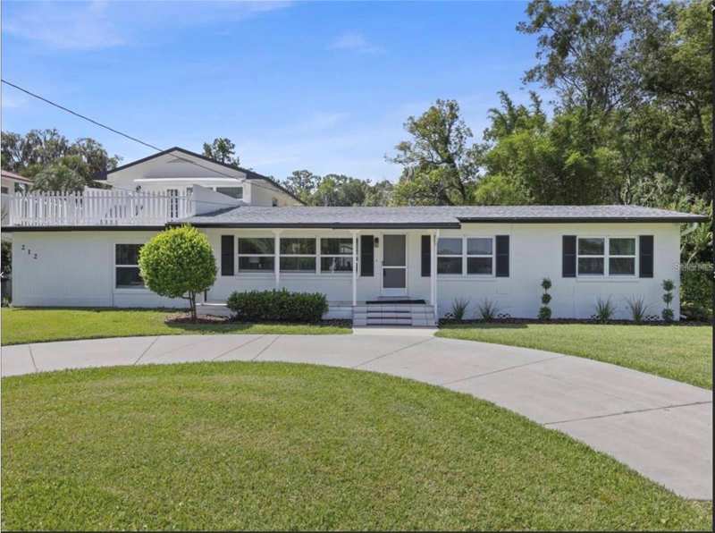 4 bedroom Single Family Residence at 212 W 1st Avenue, Windermere Town, Windermere — photo 1