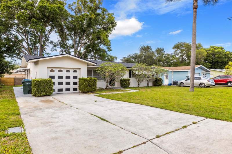 2 bedroom Single Family Residence at 1820 Patlin Circle, Biltmore Estates, Largo — photo 2