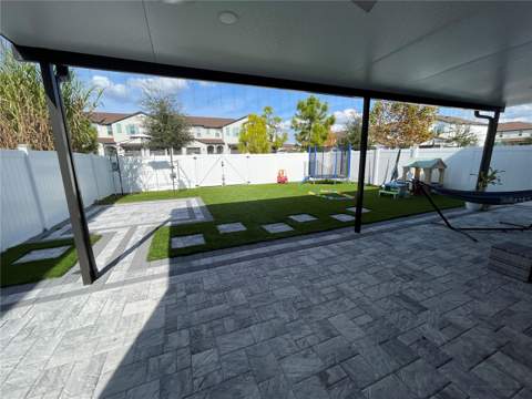 3182 Armstrong Spring Drive, Kissimmee FL - photo 11 of 75