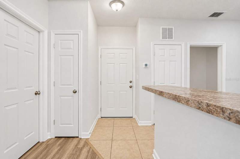 1 bedroom Condominium at 10209 Courtney Palms Boulevard #301, Courtney Palms Condo, Tampa — photo 5