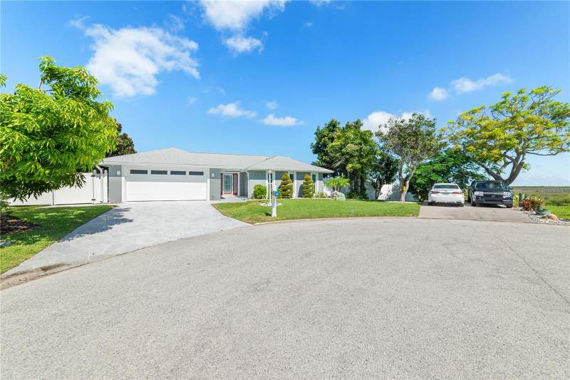 3 bedroom Single Family Residence at 15723 Donzi Drive, Sea Pines, Hudson — photo 3