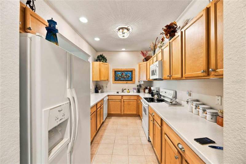 3 bedroom Half Duplex at 7254 David Boulevard, Comm David Four Condo, Port Charlotte — photo 5