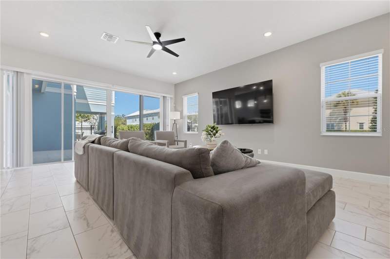 5 bedroom Single Family Residence at 1428 Reunion Boulevard, Reunion Ph 2 Prcl 3, Reunion — photo 4