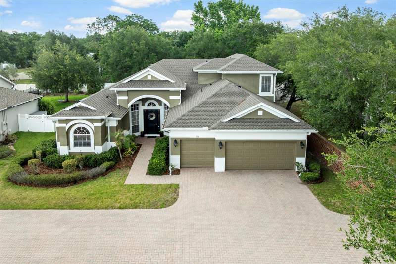 4 bedroom Single Family Residence at 925 Bainbridge Loop, Covington Park, Winter Garden — photo 2